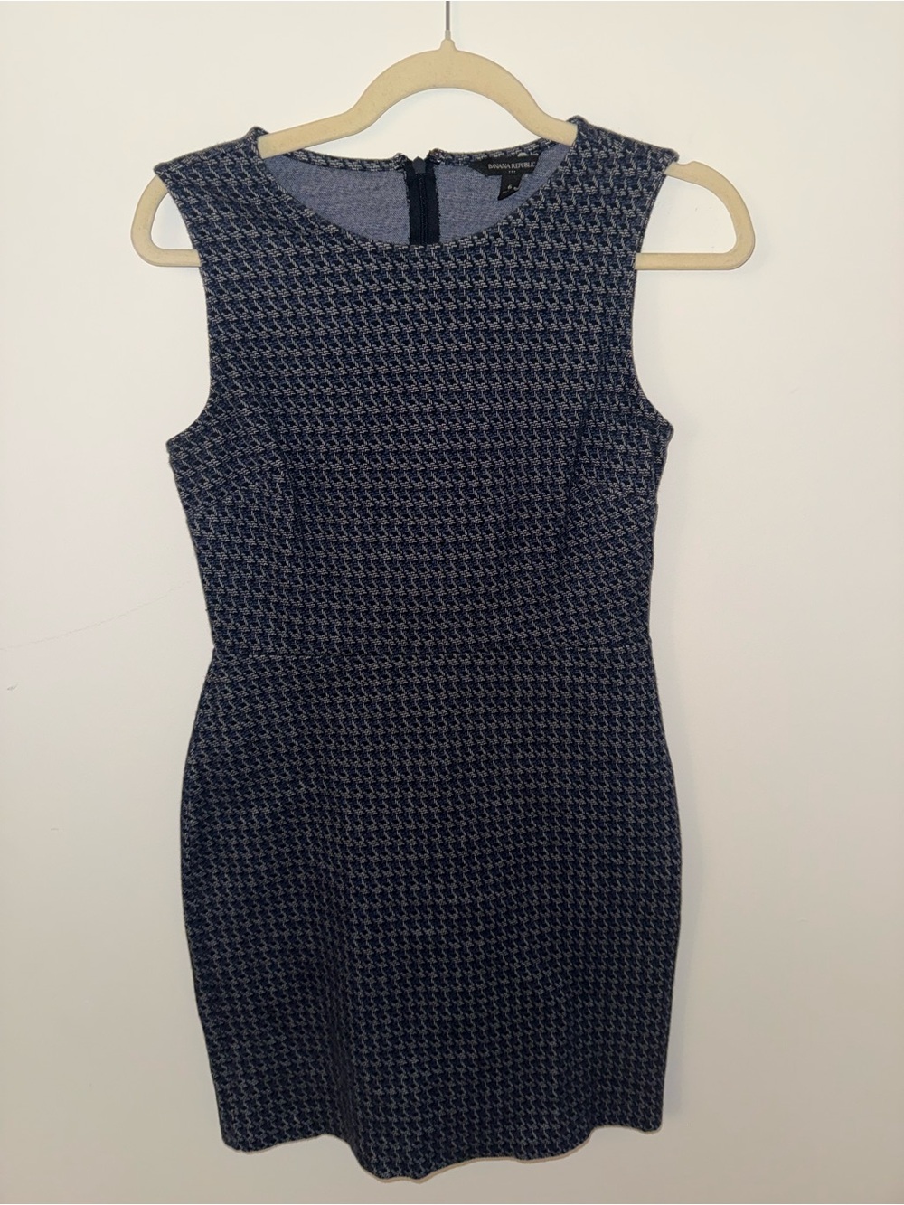 Banana Republic Houndstooth Blue Sleeveless Dress